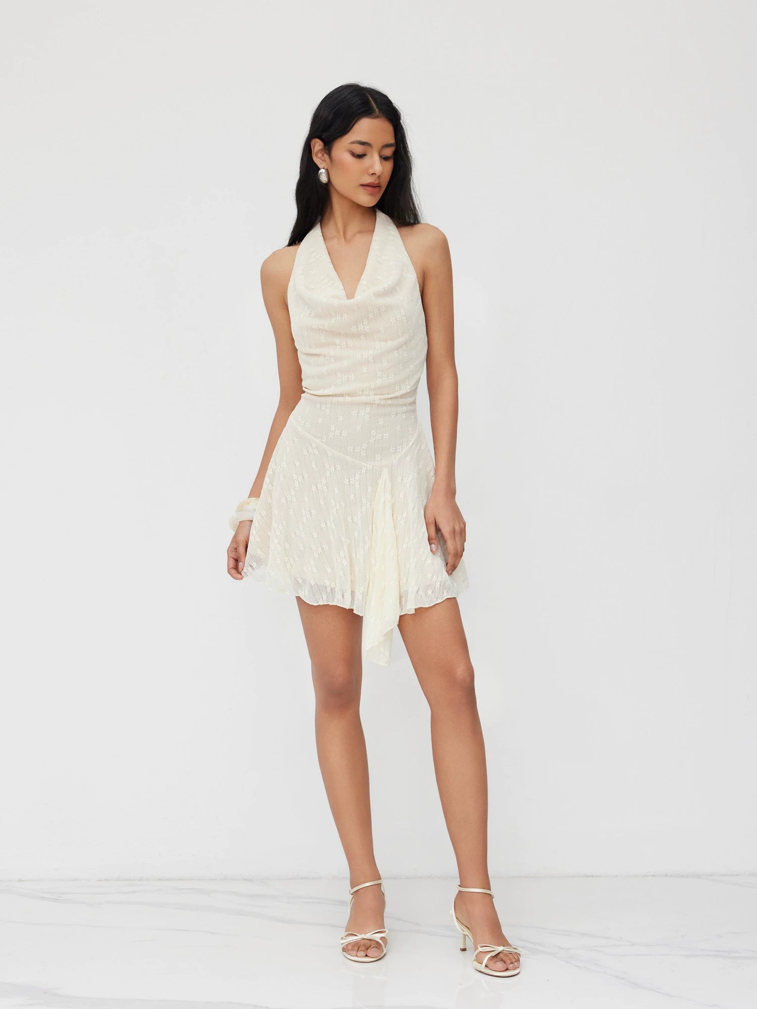 French Style Swing Neck Lace Ruffled Lace Cropped Backless Halterneck Dress